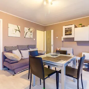 Apartment Edelweiss 0407, Middelkerke
