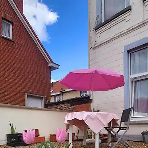 https://bright-studio-near-nato.hotelsantwerp.net
